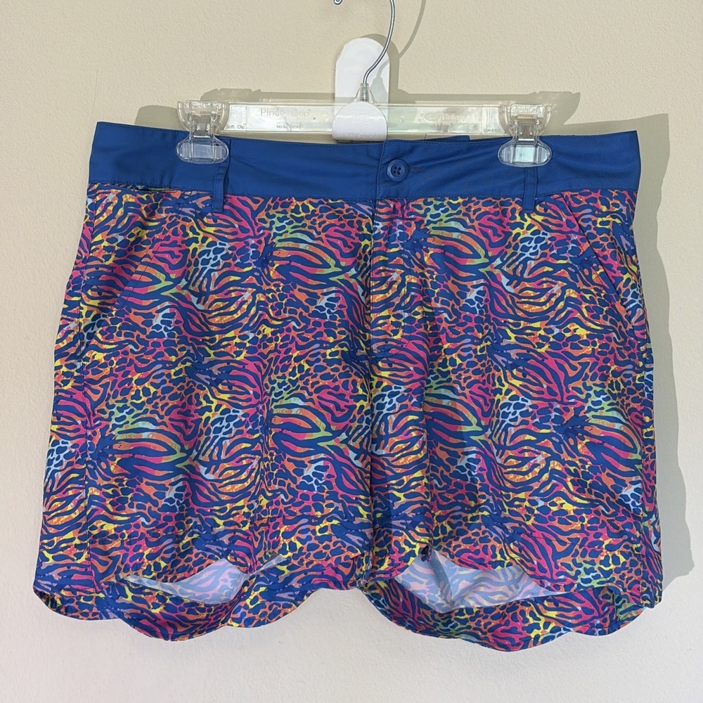 Birdies and Bows Multicolor Animal Print Scalloped Hem Fairway Golf Shorts 8